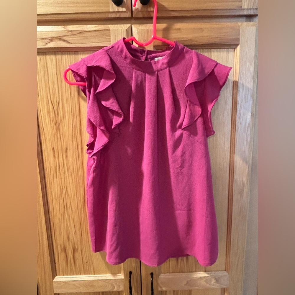 Elegant Ruffled Sleeveless Top - Purple